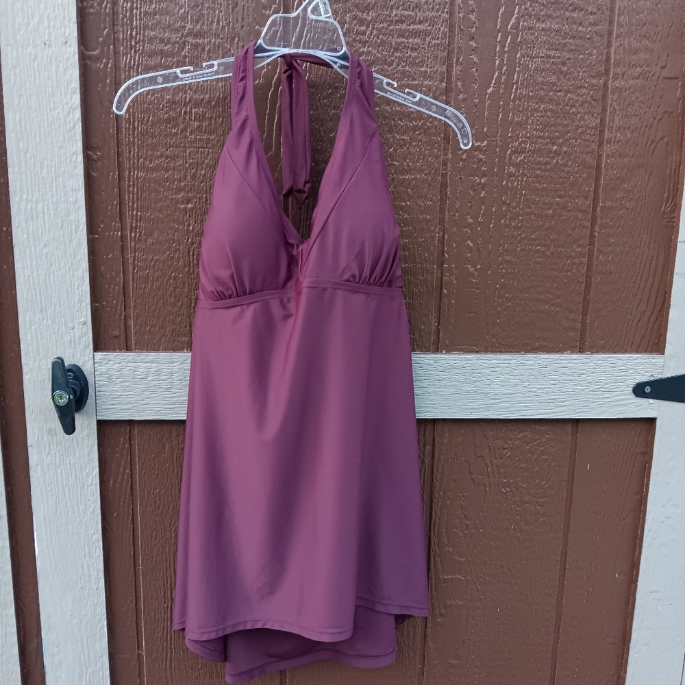 LOVE MY CURVES Burgandy Halter style Flowy Swim Top 16/1X